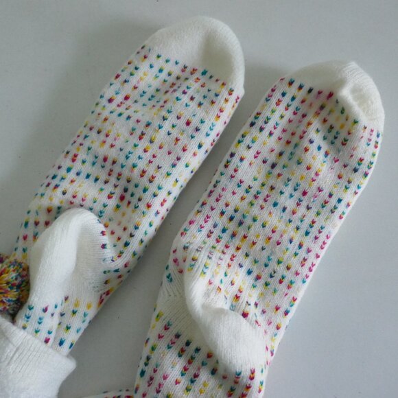 NWOT Sofsole fireside cozy lodge socks white multi chevron womens shoe size 5-10 - Picture 3 of 4